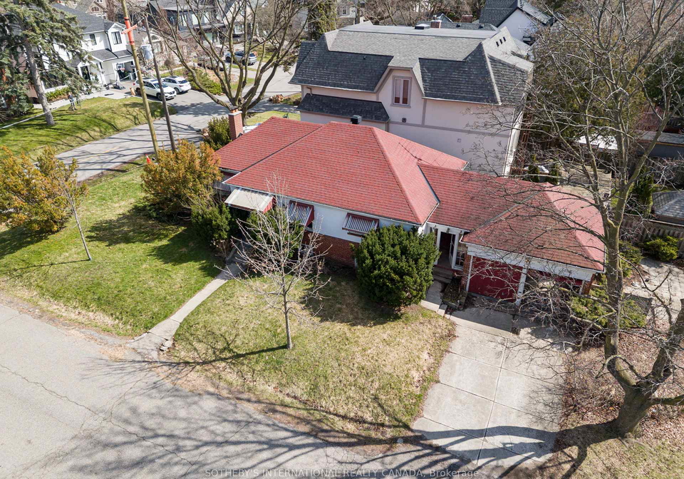 47-grenview-boulevard-etobicoke-ontario-w13093226
