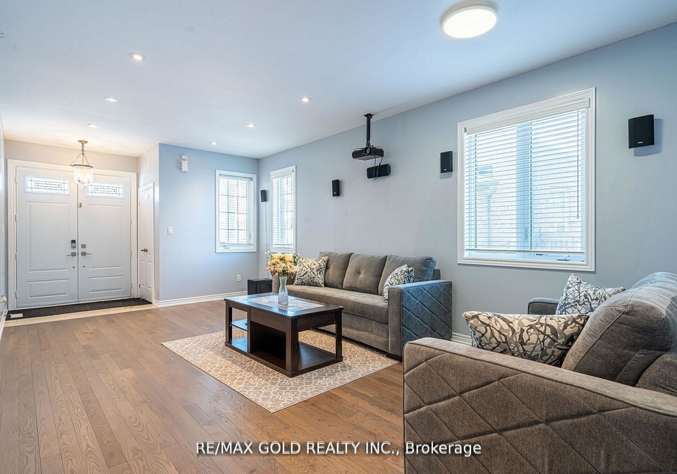 10-spokanne-street-brampton-ontario-w13093512