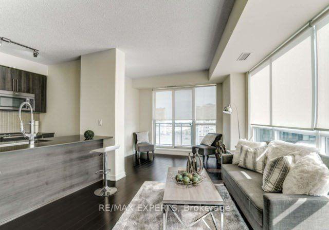 510-curran-place-mississauga-ontario-w13093660