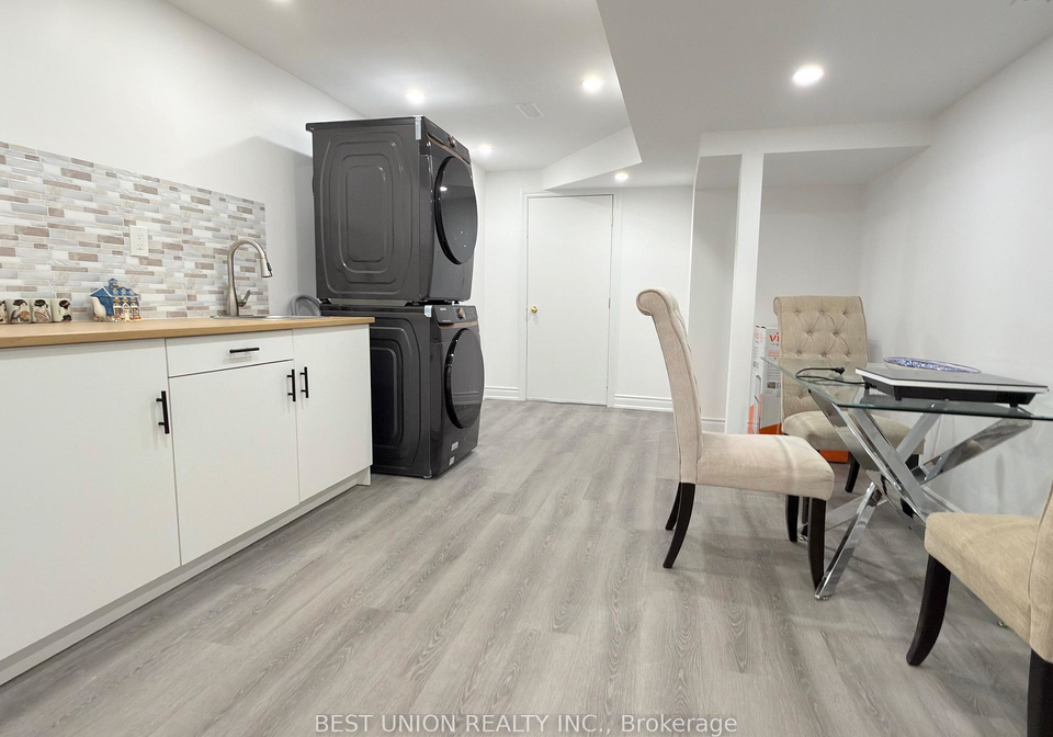 4894-yorkshire-avenue-mississauga-ontario-w13093736