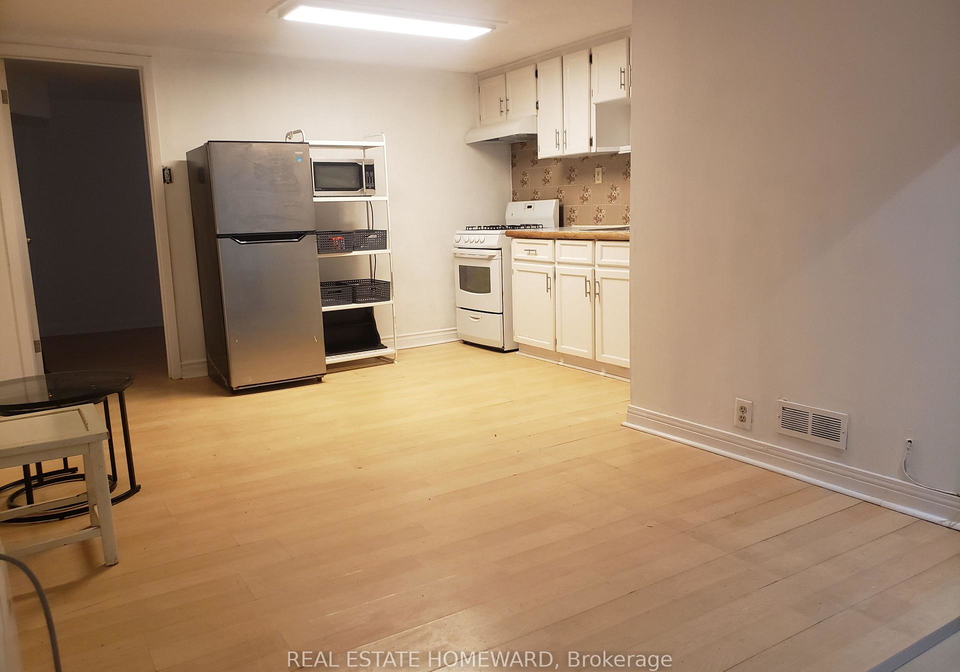697-dupont-street-toronto-ontario-w13093778