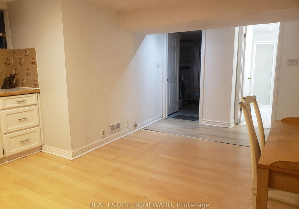 697-dupont-street-toronto-ontario-w13093778
