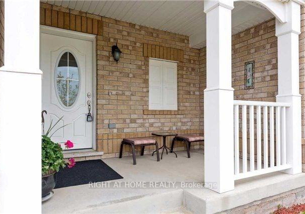 182-higginbotham-crescent-milton-ontario-w13093942