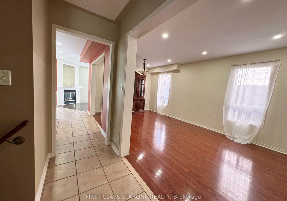 461-pondview-place-oakville-ontario-w13094028