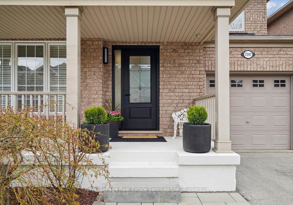 2347-hollybrook-drive-oakville-ontario-w13094078
