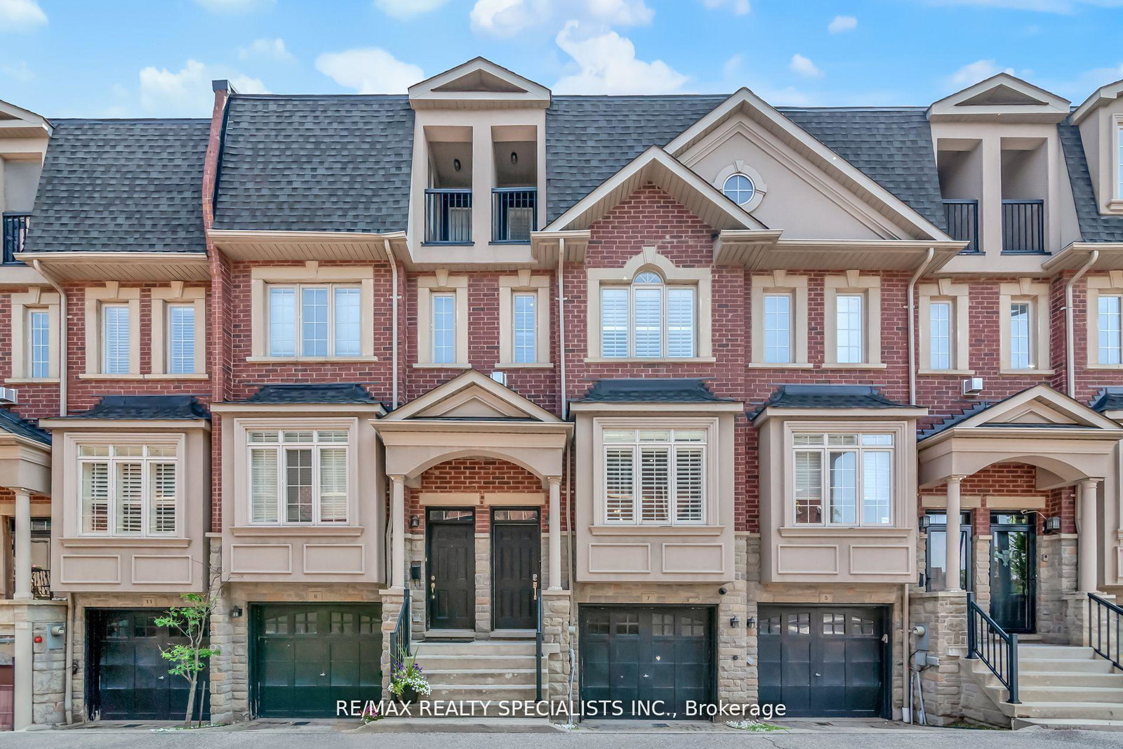7-streight-lane-etobicoke-ontario-w13094152