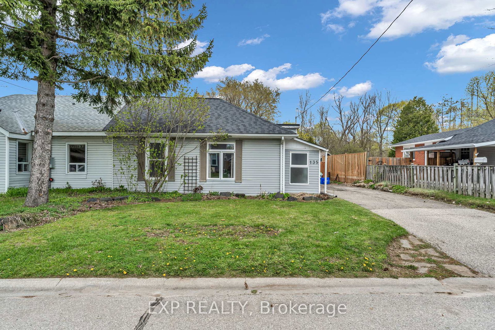 135-poplar-avenue-halton-hills-ontario-w13094396