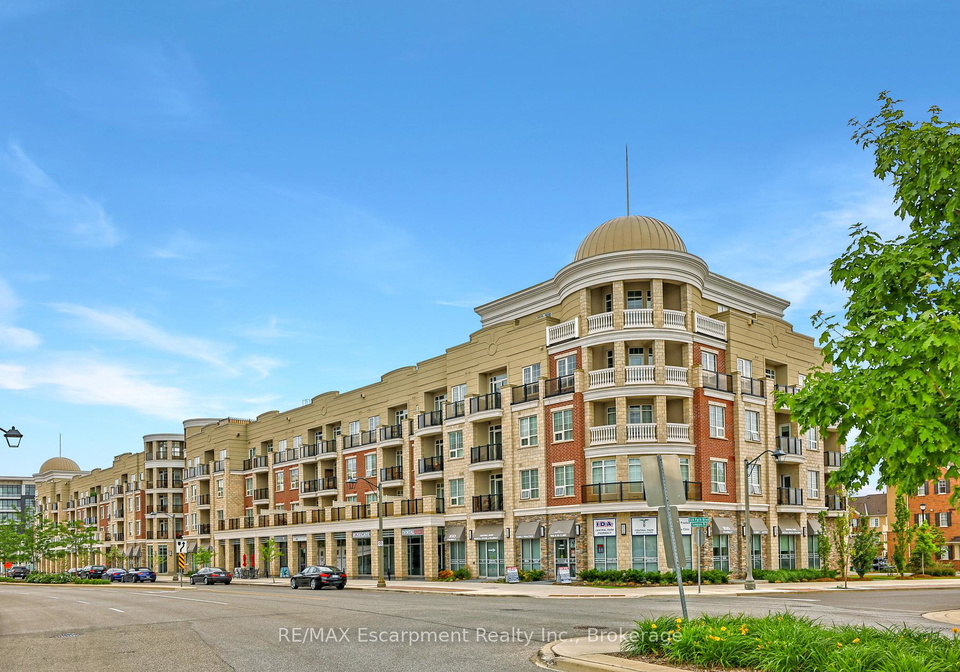 216-oak-park-boulevard-oakville-ontario-w13094406