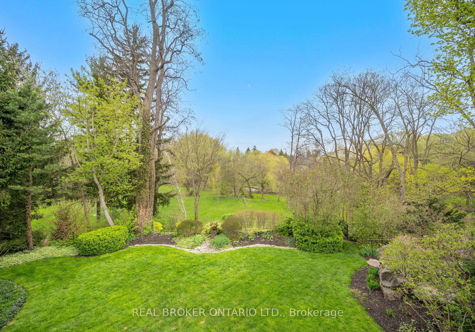 37-lorraine-gardens-etobicoke-ontario-w13094428