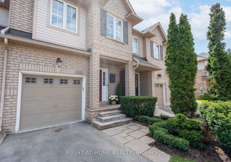 2161-forest-gate-parkway-oakville-ontario-w13094600