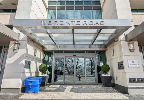 11-bronte-road-oakville-ontario-w13094734