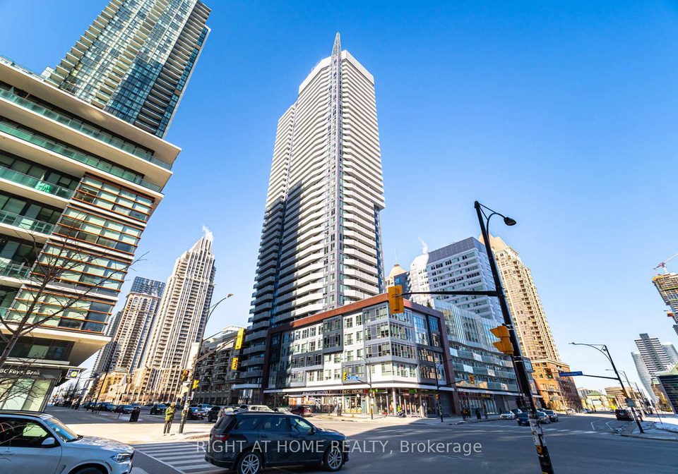 4065-confederation-parkway-mississauga-ontario-w13094766