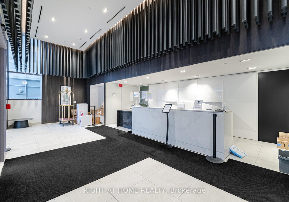 4065-confederation-parkway-mississauga-ontario-w13094766