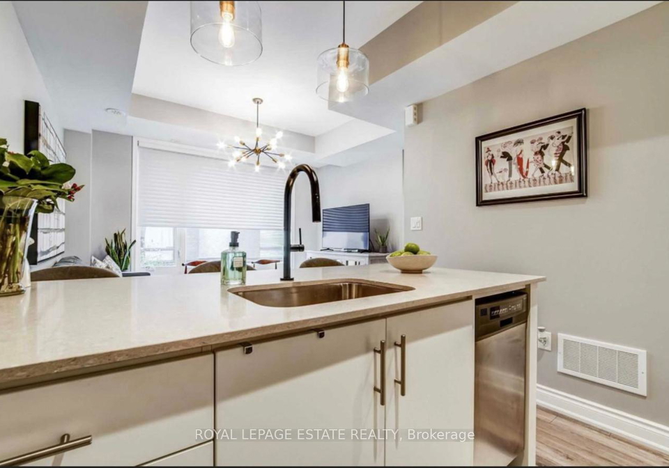 28-fieldway-road-etobicoke-ontario-w13094774