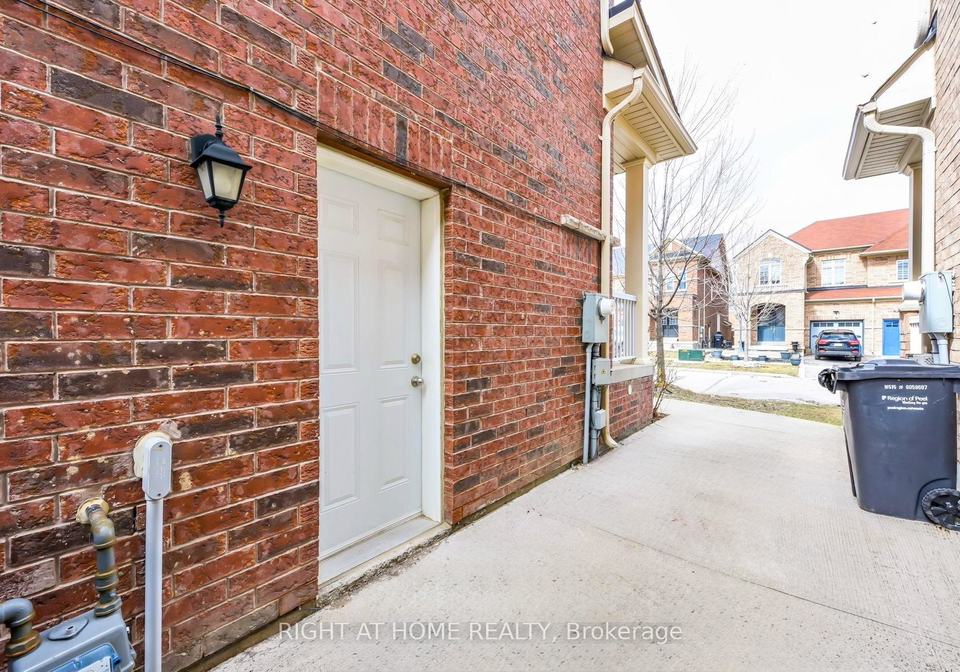 59-vezna-crescent-brampton-ontario-w13094854