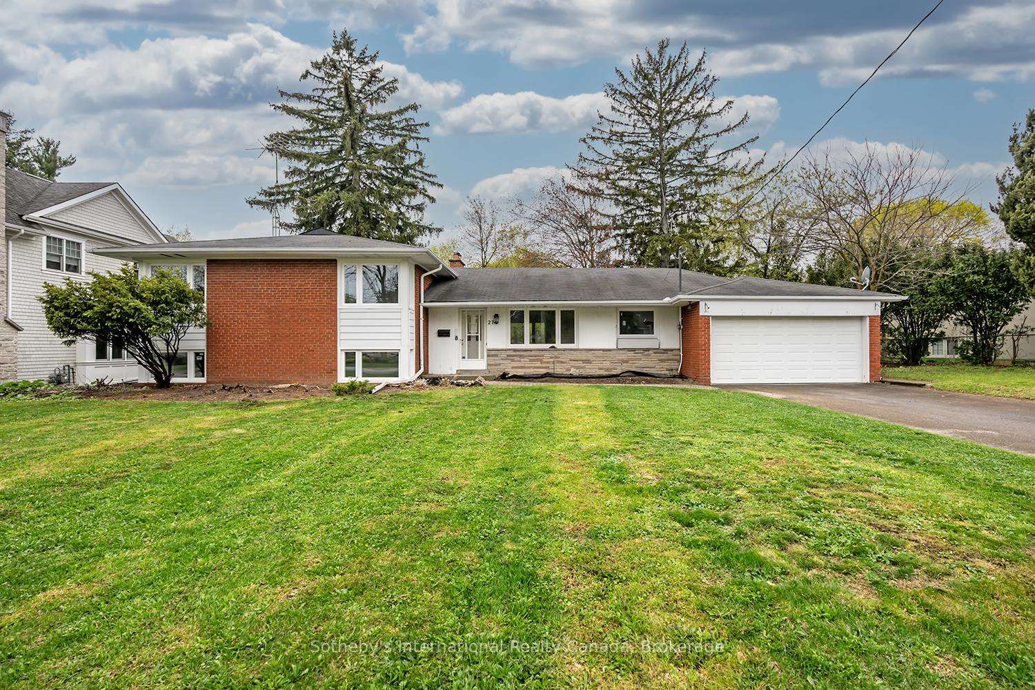 272-pinehurst-drive-oakville-ontario-w13095172