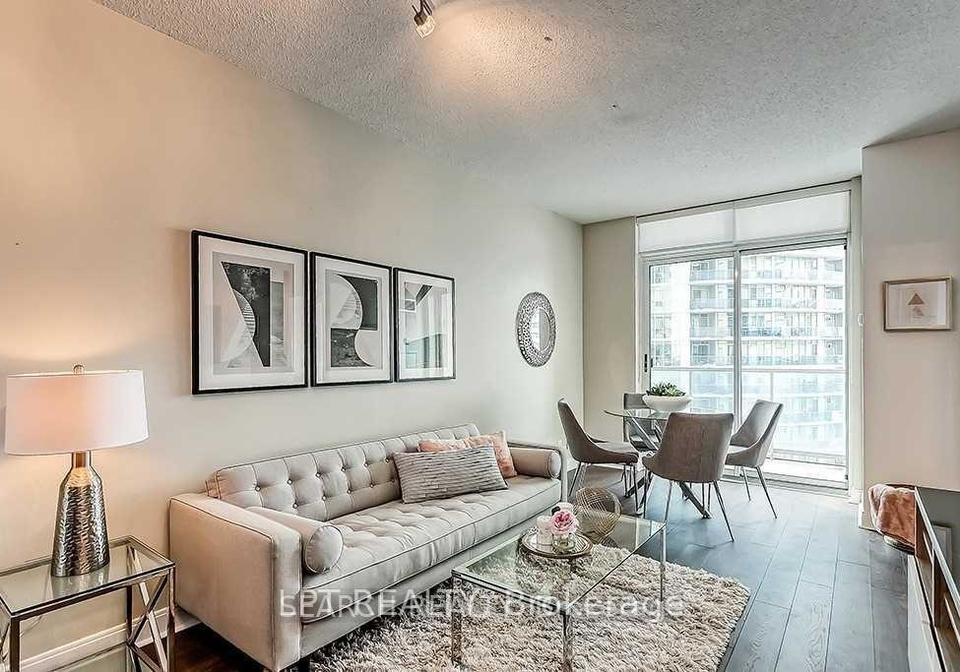 90-absolute-avenue-mississauga-ontario-w13095216