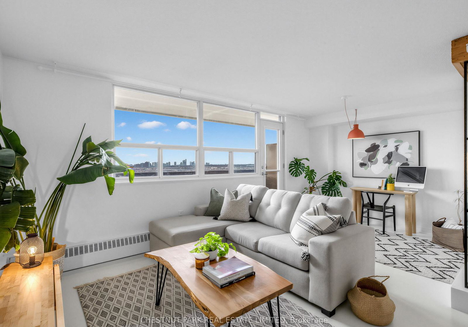 541-blackthorn-avenue-toronto-ontario-w13095304
