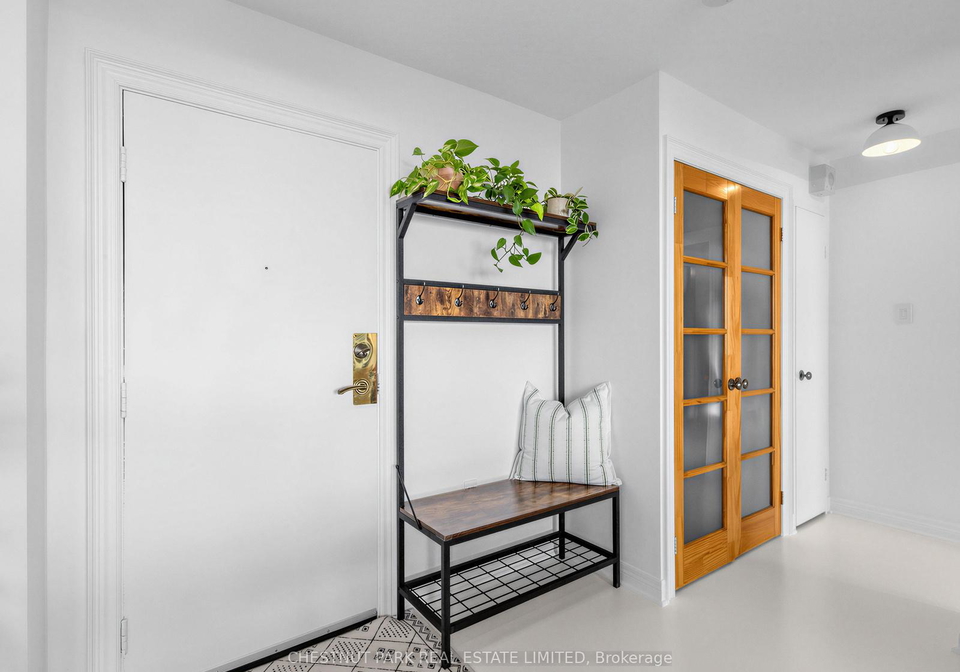 541-blackthorn-avenue-toronto-ontario-w13095304