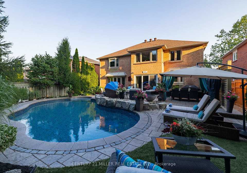 1213-bowman-drive-oakville-ontario-w13095486