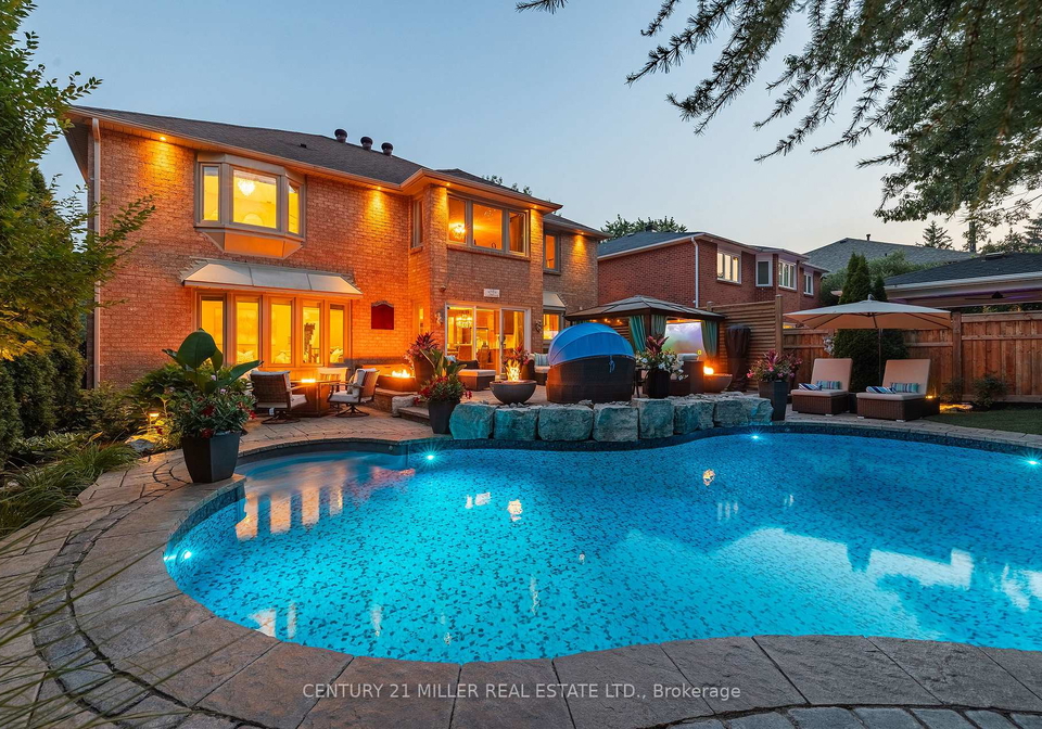 1213-bowman-drive-oakville-ontario-w13095486