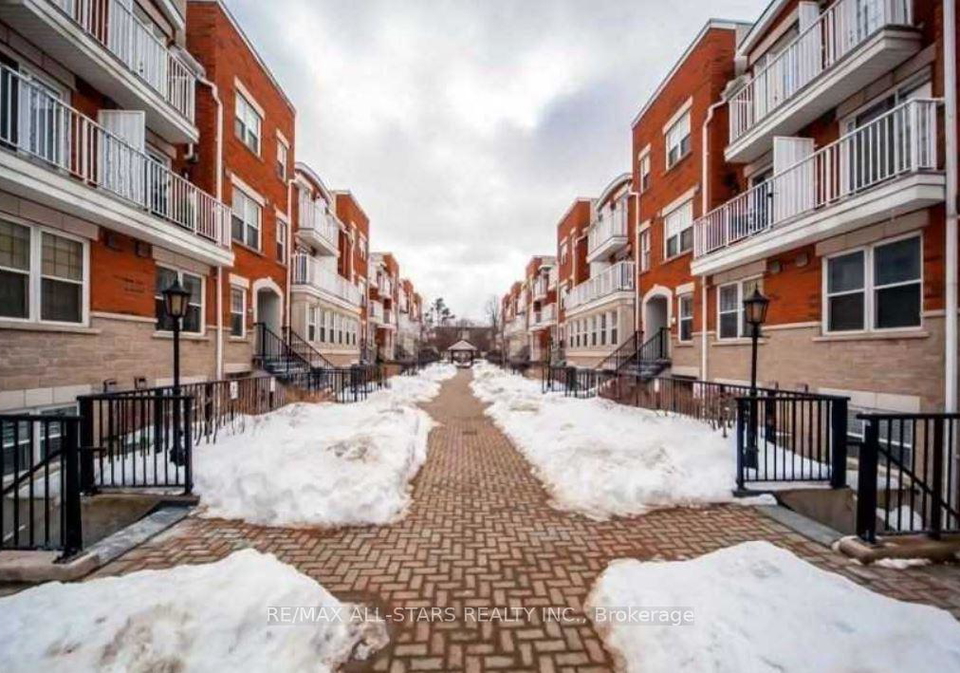 37-four-winds-drive-york-ontario-w13095512