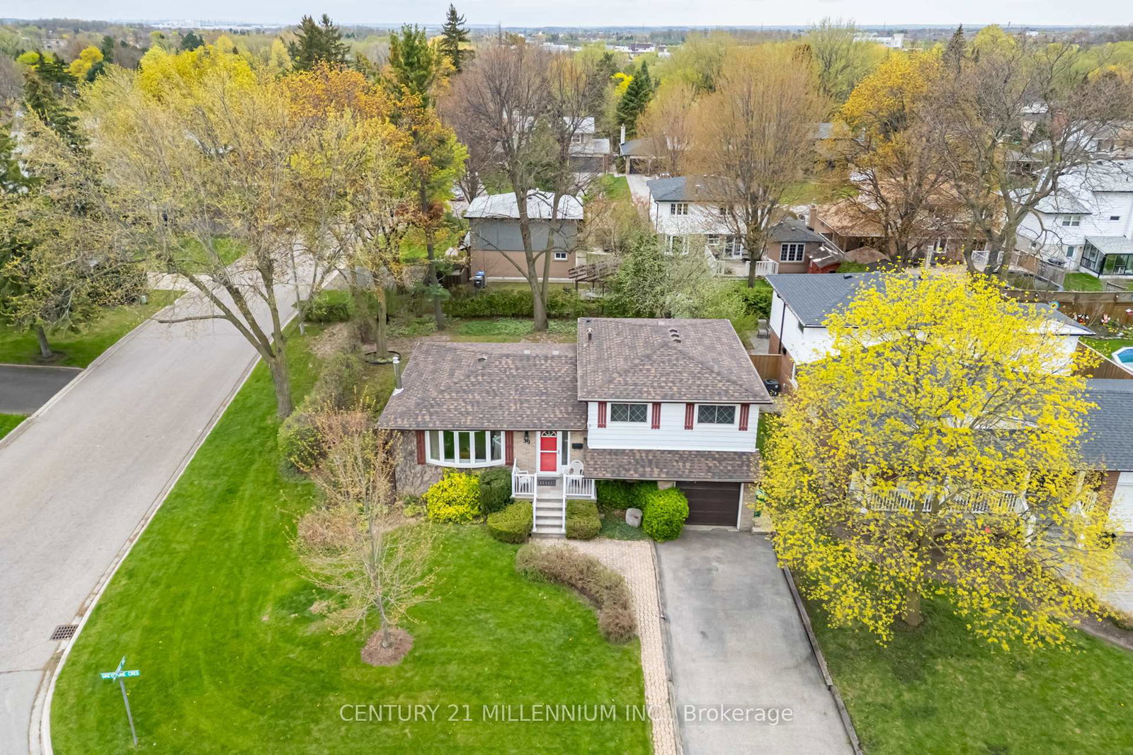 39-greystone-crescent-brampton-ontario-w13095614