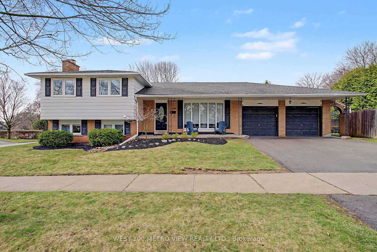 2144-sandringham-drive-burlington-ontario-w13095920