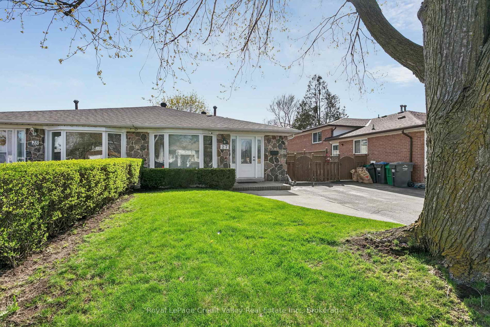 27-grange-drive-brampton-ontario-w13095960