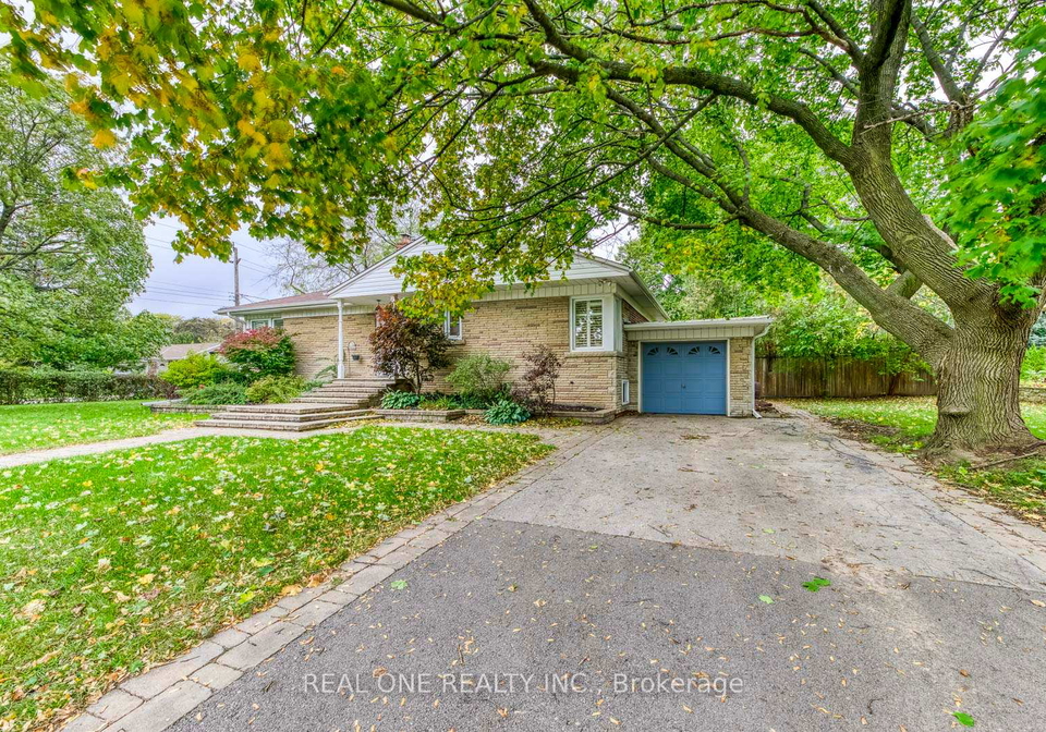 2181-courtland-drive-burlington-ontario-w13096522