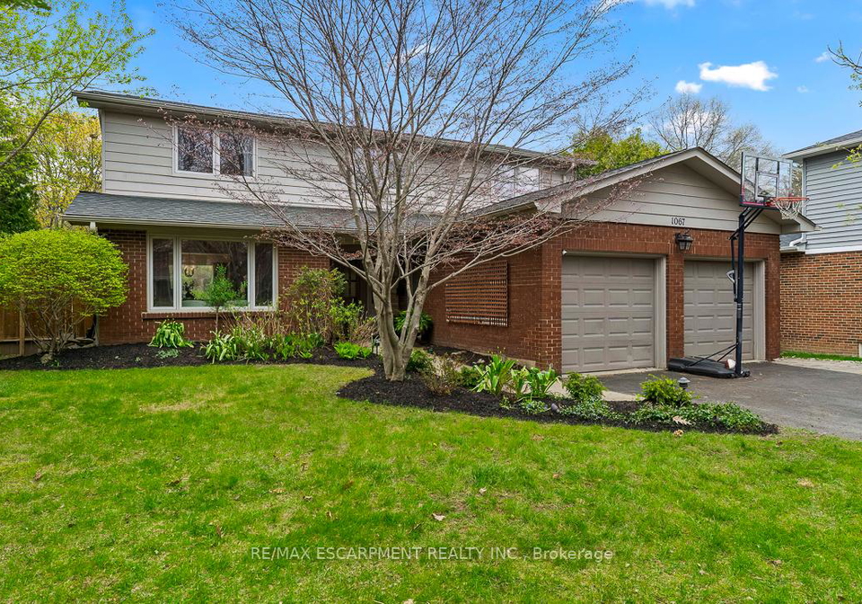 1067-fair-birch-drive-mississauga-ontario-w13096648