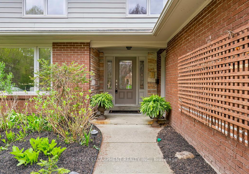 1067-fair-birch-drive-mississauga-ontario-w13096648