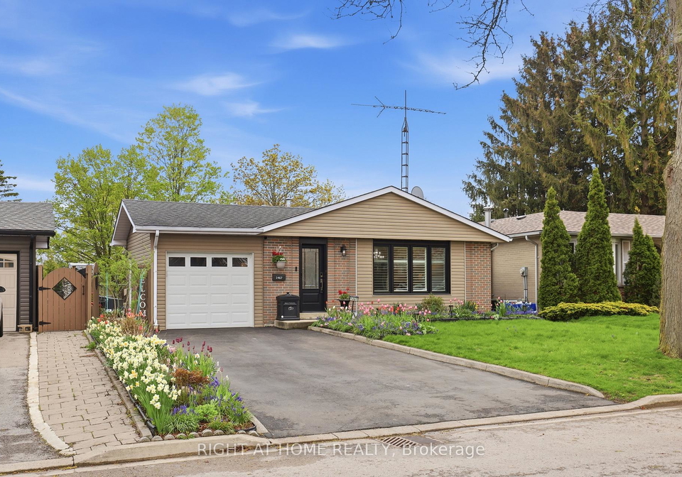 1467-dewbourne-crescent-burlington-ontario-w13096704
