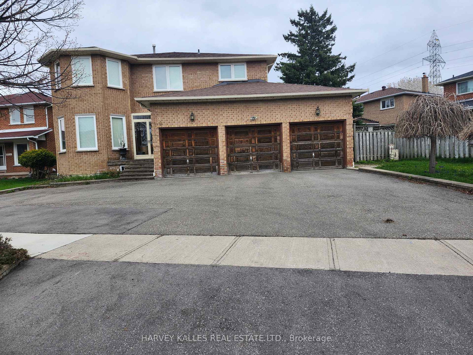 9-scarlett-drive-brampton-ontario-w13096976
