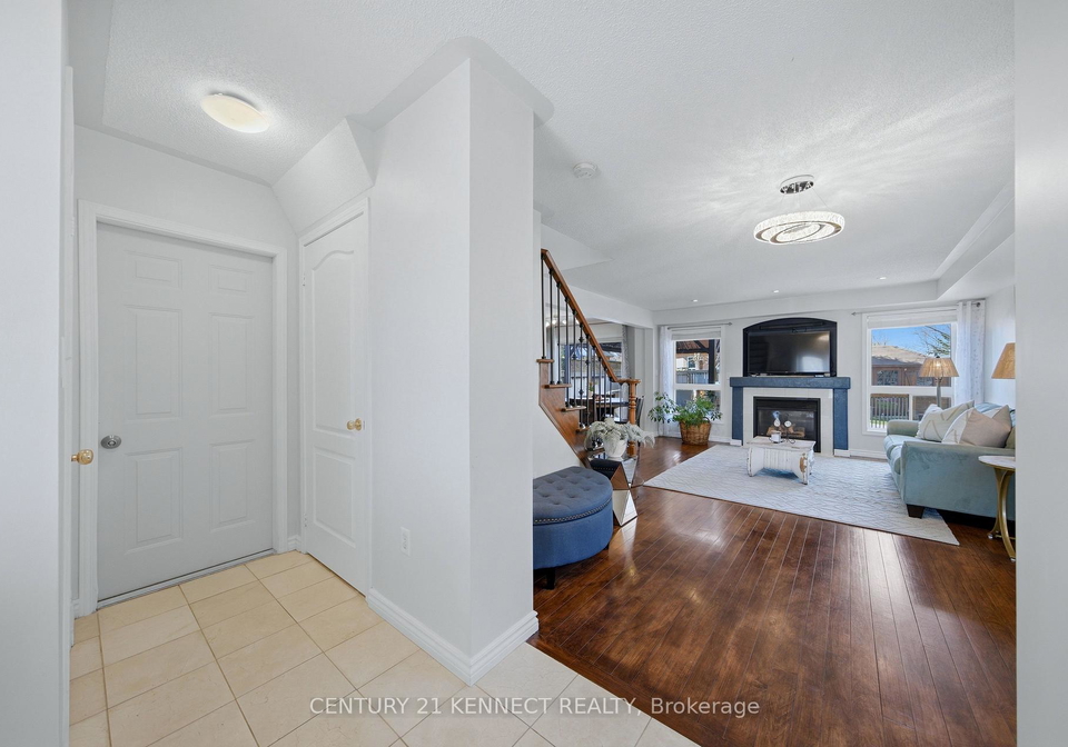 1644-samuelson-circle-mississauga-ontario-w13097270