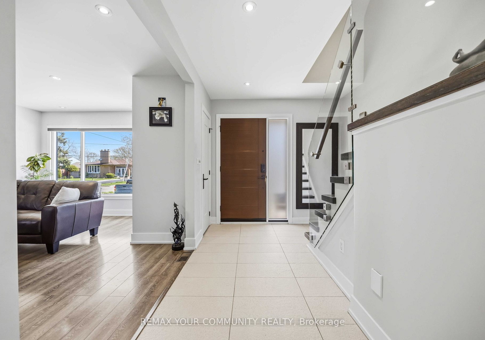 34-walwyn-avenue-north-york-ontario-w13097386