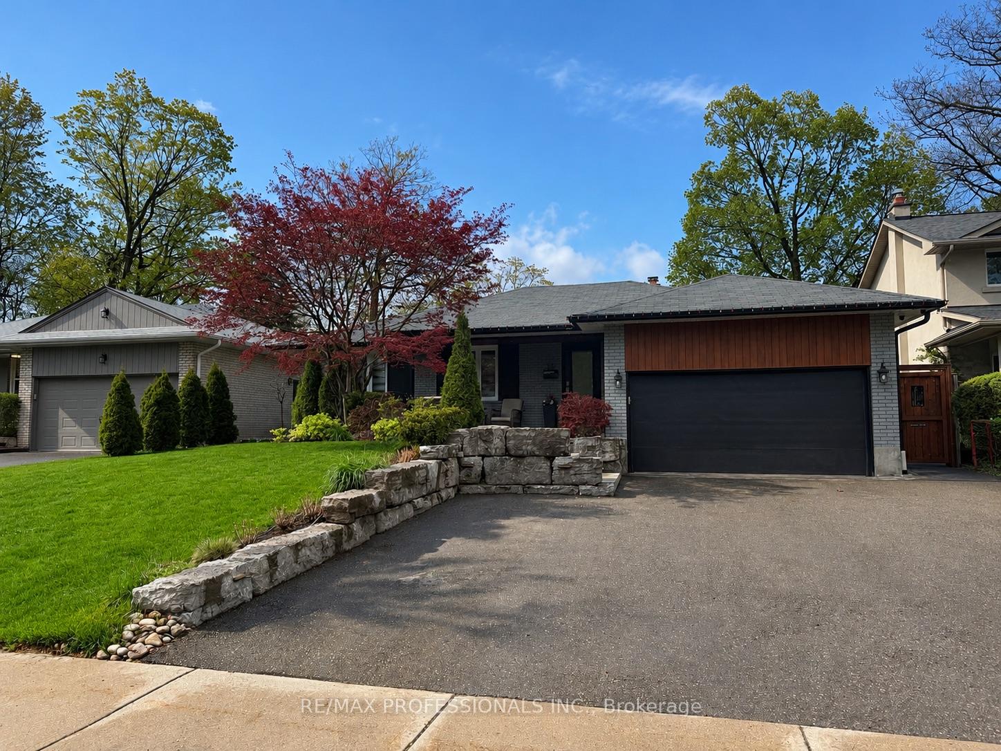 19-greencoat-road-etobicoke-ontario-w13097404