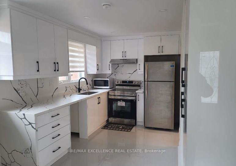 156-voltarie-crescent-mississauga-ontario-w13097430