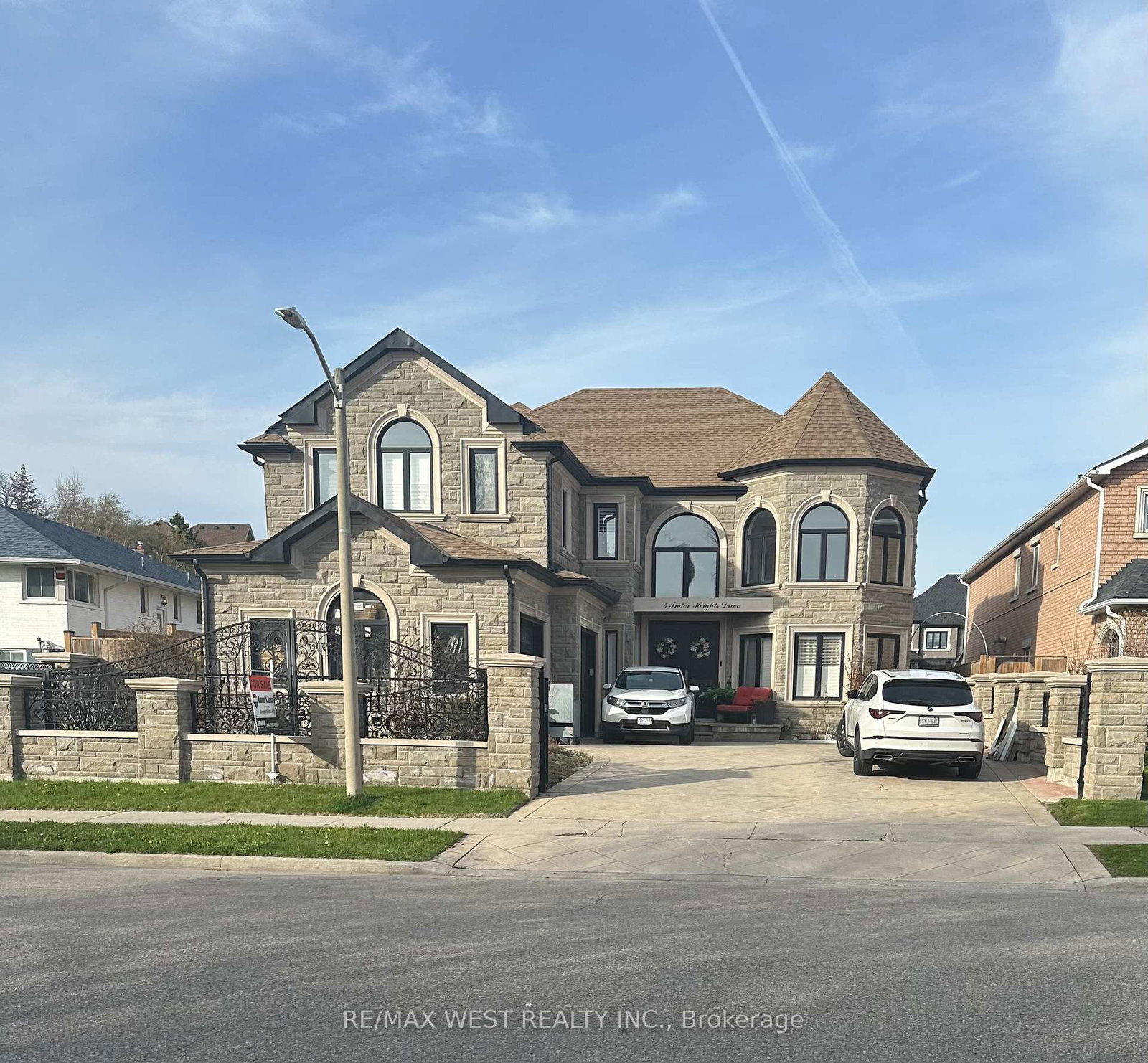 4-inder-heights-drive-brampton-ontario-w13097648