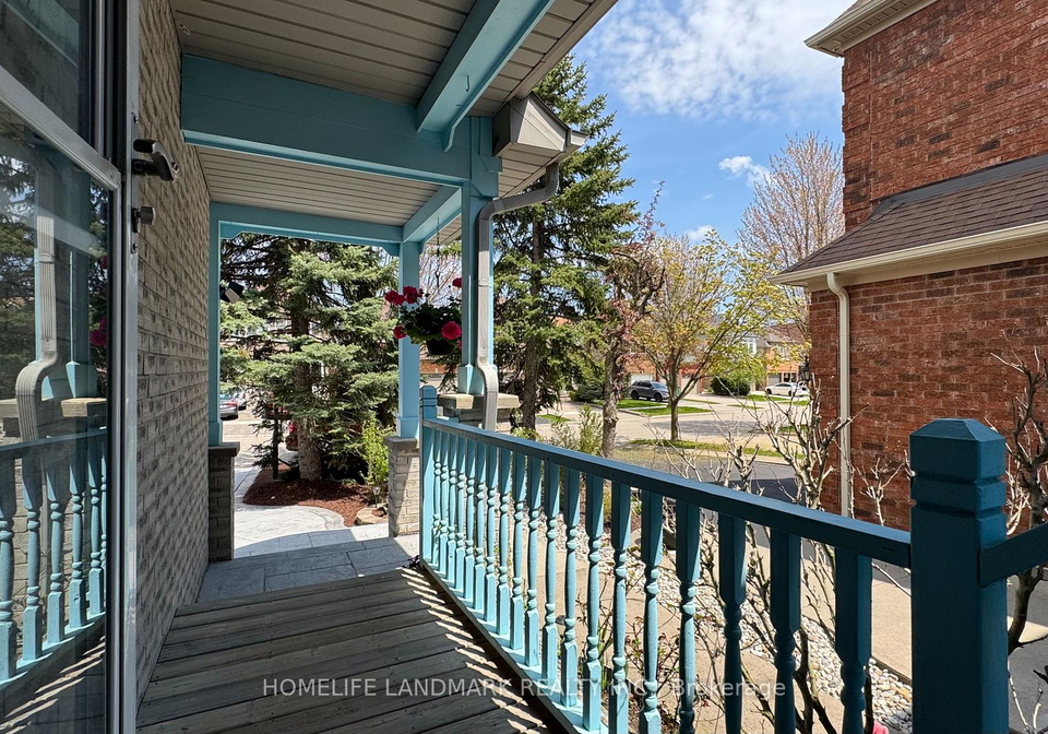 5812-dalebrook-crescent-mississauga-ontario-w13097702