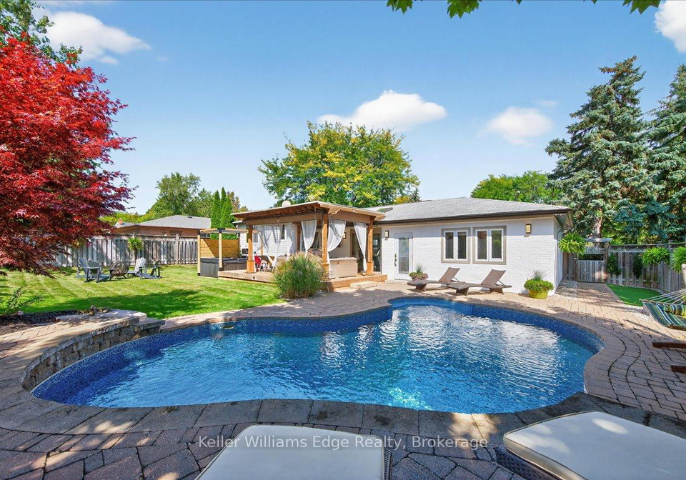 400-sunset-drive-oakville-ontario-w13097862