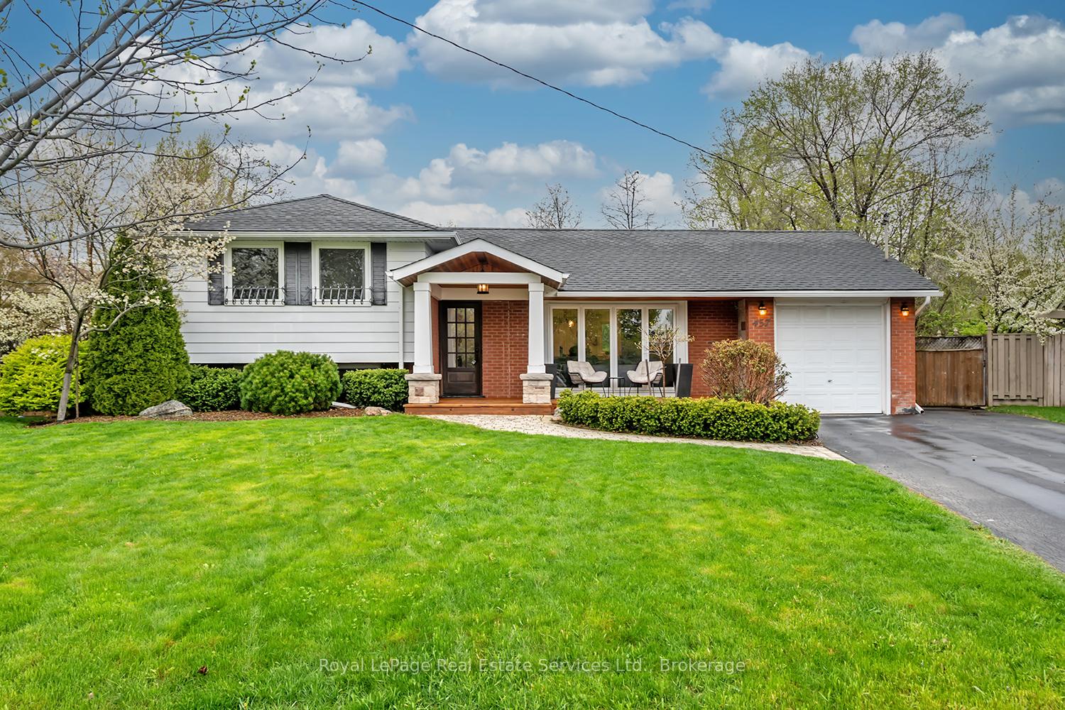 457-sandlewood-drive-oakville-ontario-w13097878
