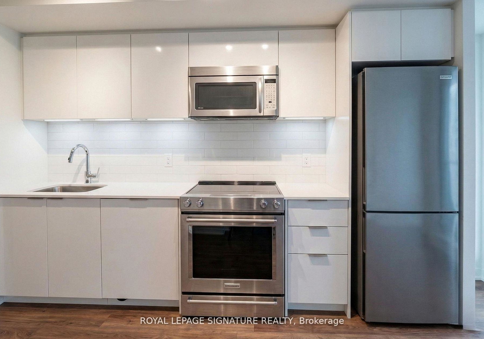 30-samuel-wood-way-etobicoke-ontario-w13098178