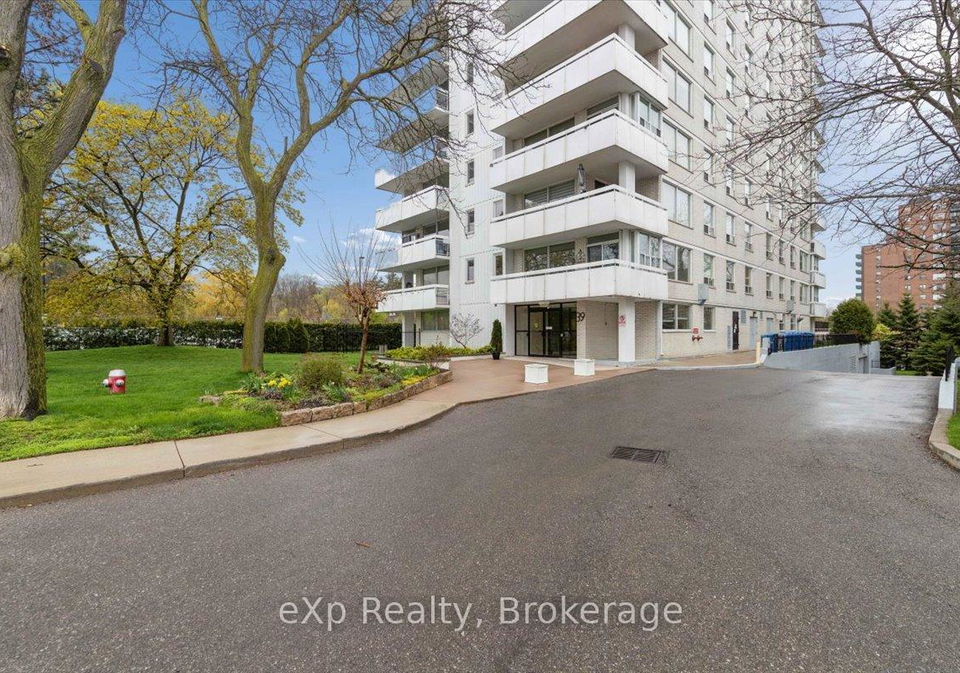 39-stavebank-road-n-mississauga-ontario-w13098200