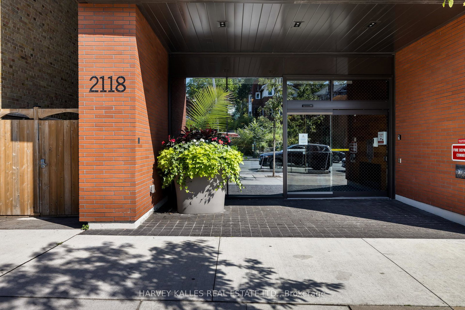 2118-bloor-street-w-toronto-ontario-w13098274