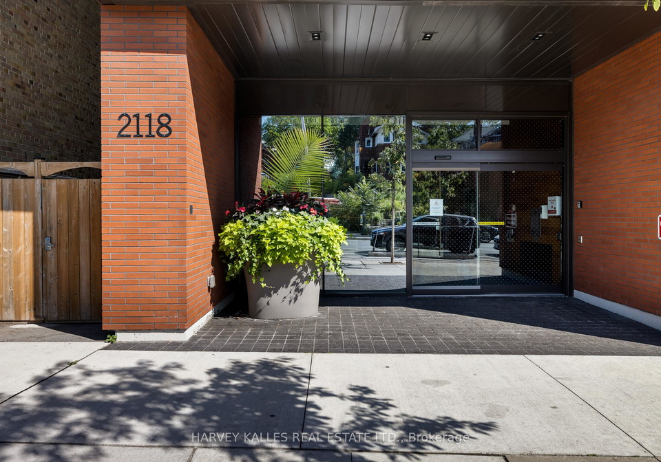 2118-bloor-street-w-toronto-ontario-w13098274