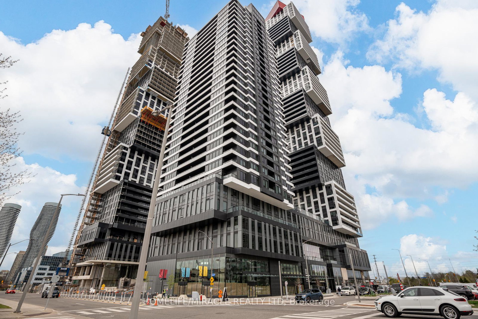4015-the-exchange-mississauga-ontario-w13098318