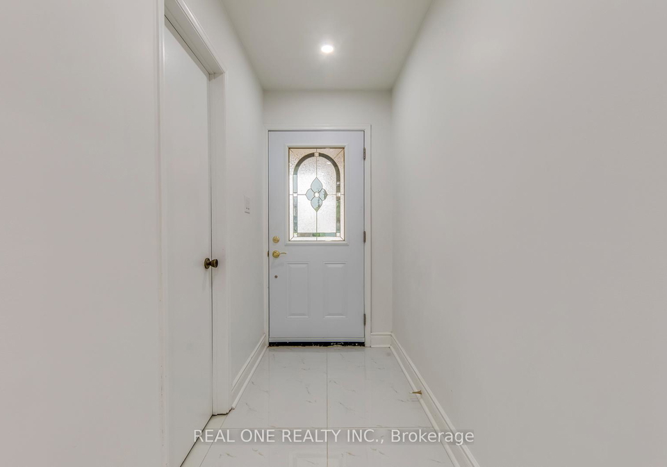 655-paragon-place-e-mississauga-ontario-w13098322