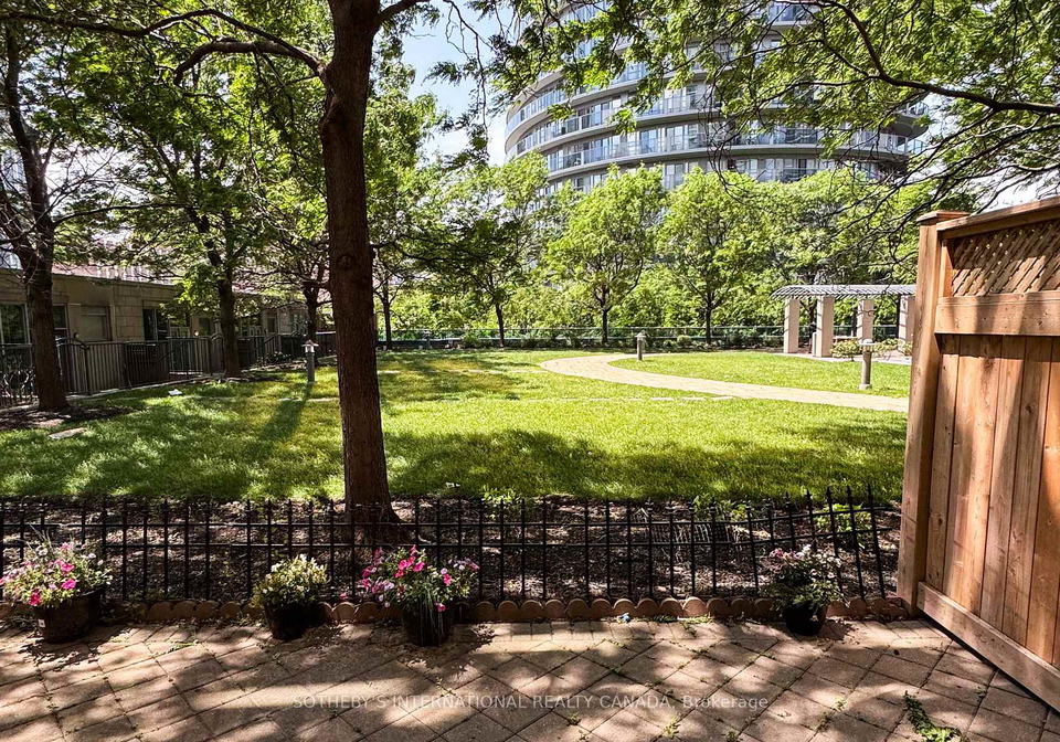 70-absolute-avenue-mississauga-ontario-w13098342