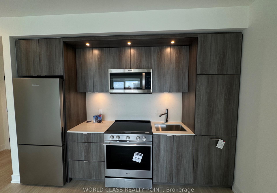 25-cordova-avenue-etobicoke-ontario-w13098396
